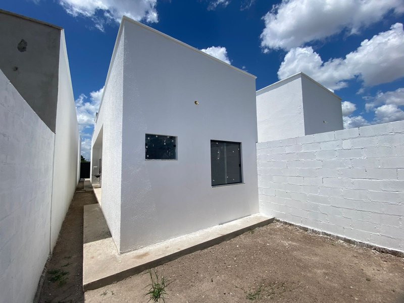Casa para Comprar em Sim - Feira de Santana - Bahia