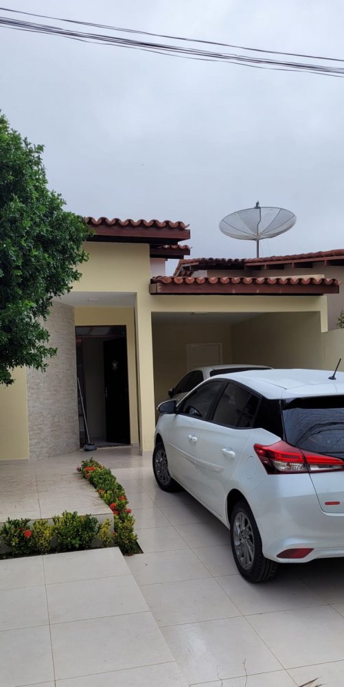 Casa em Condomínio - Venda - Muchila - Feira de Santana - BA
